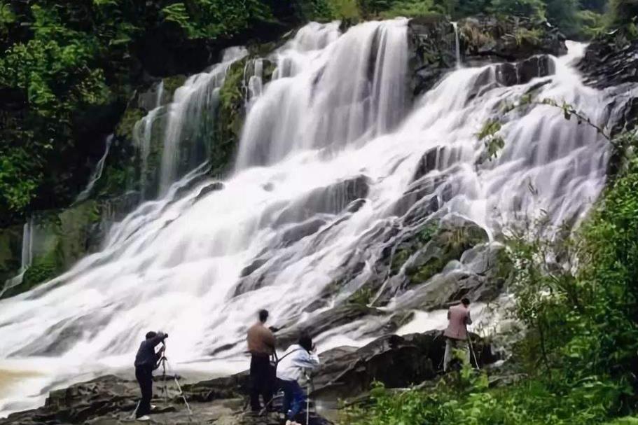 大崗山瀑布
