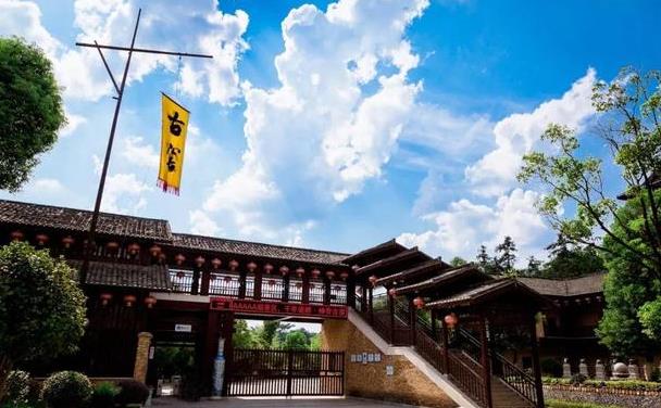 用鏡頭記錄瞬間,我在景德鎮等你