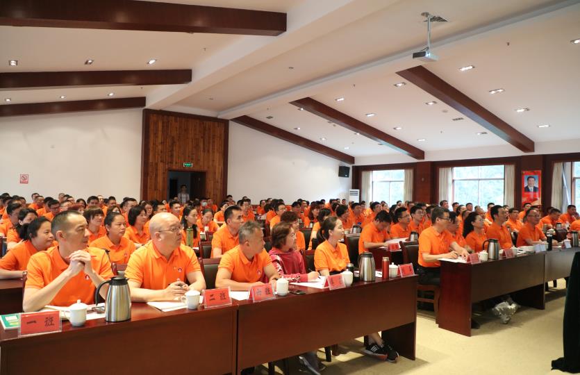 我社承辦葫蘆娃藥業集團井岡山紅色教育會議