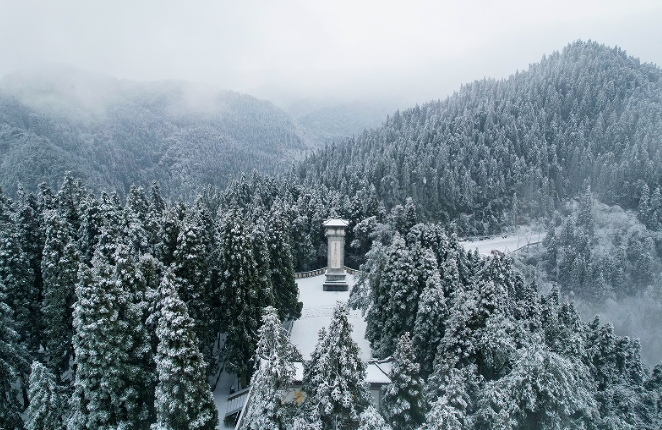 井岡山<a href=/tour/route1/10.html target=_blank class=infotextkey>黃洋界</a>